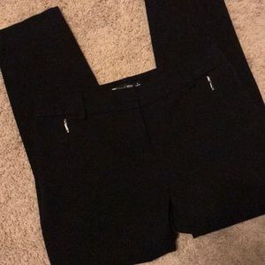 New York and Company 7th Avenue Black Ankle Pants